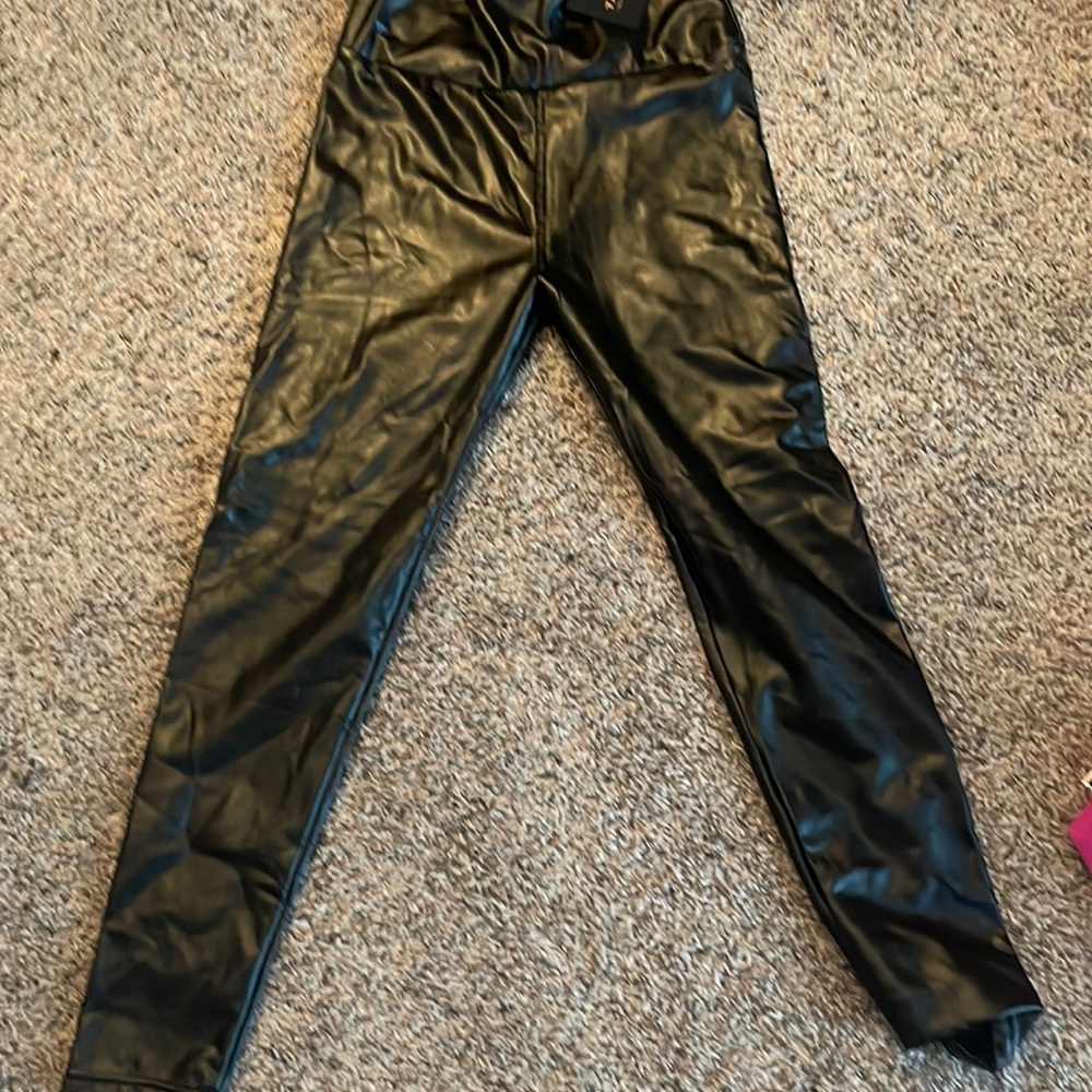 Faux leather leggings